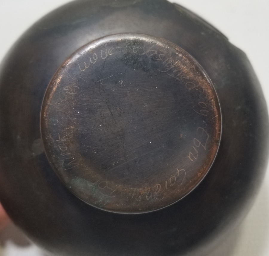 ÜZERİ HİLAL FORMLU METAL MUMLUK