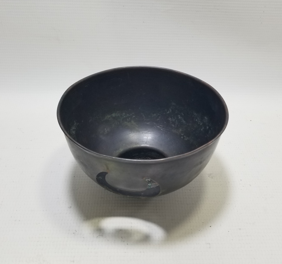 ÜZERİ HİLAL FORMLU METAL MUMLUK