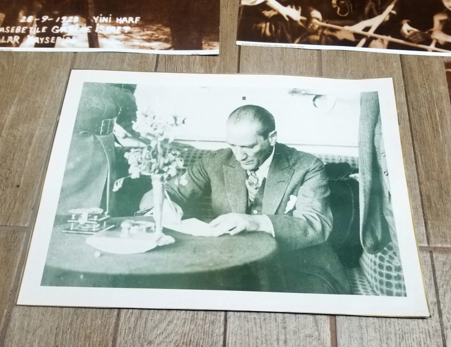 BÜYÜK BOY CUMHURİYET DÖNEMİ İKİNCİ BASKI ATATÜRK GÖRSELLİ FOTOĞRAFLAR