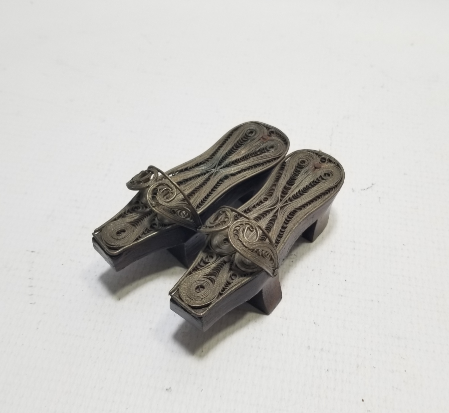 TELKARİ İŞÇİLİKLİ GÜMÜŞ KAPLAMA DOĞDULUK HEDİYESİ NALIN - TAKUNYA