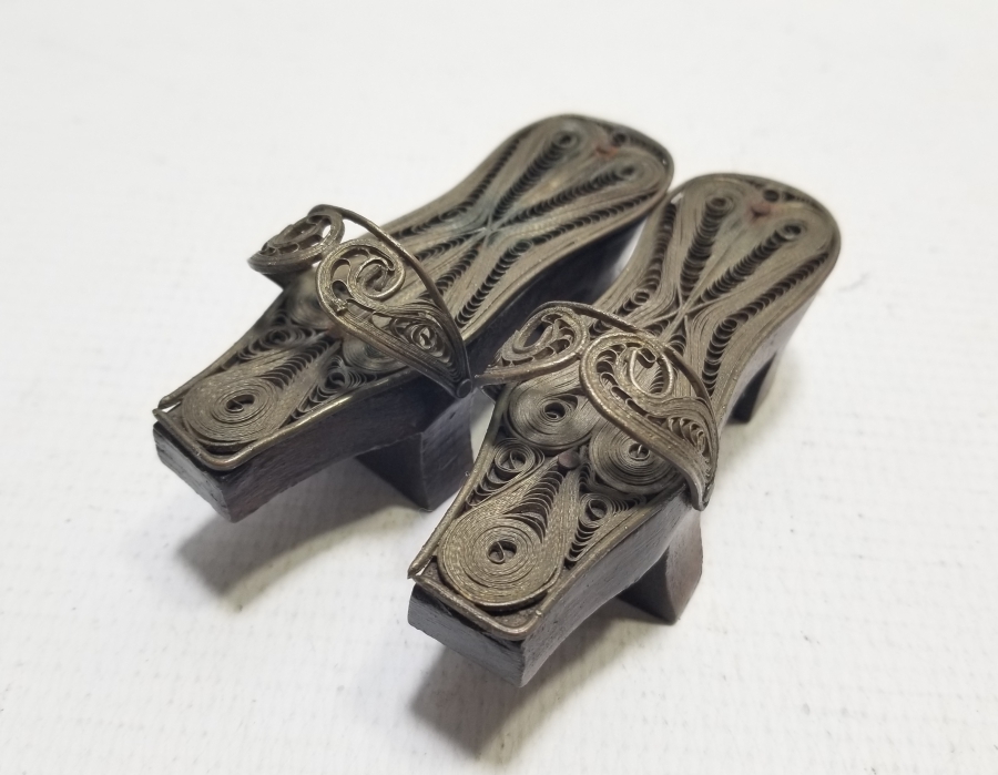 TELKARİ İŞÇİLİKLİ GÜMÜŞ KAPLAMA DOĞDULUK HEDİYESİ NALIN - TAKUNYA