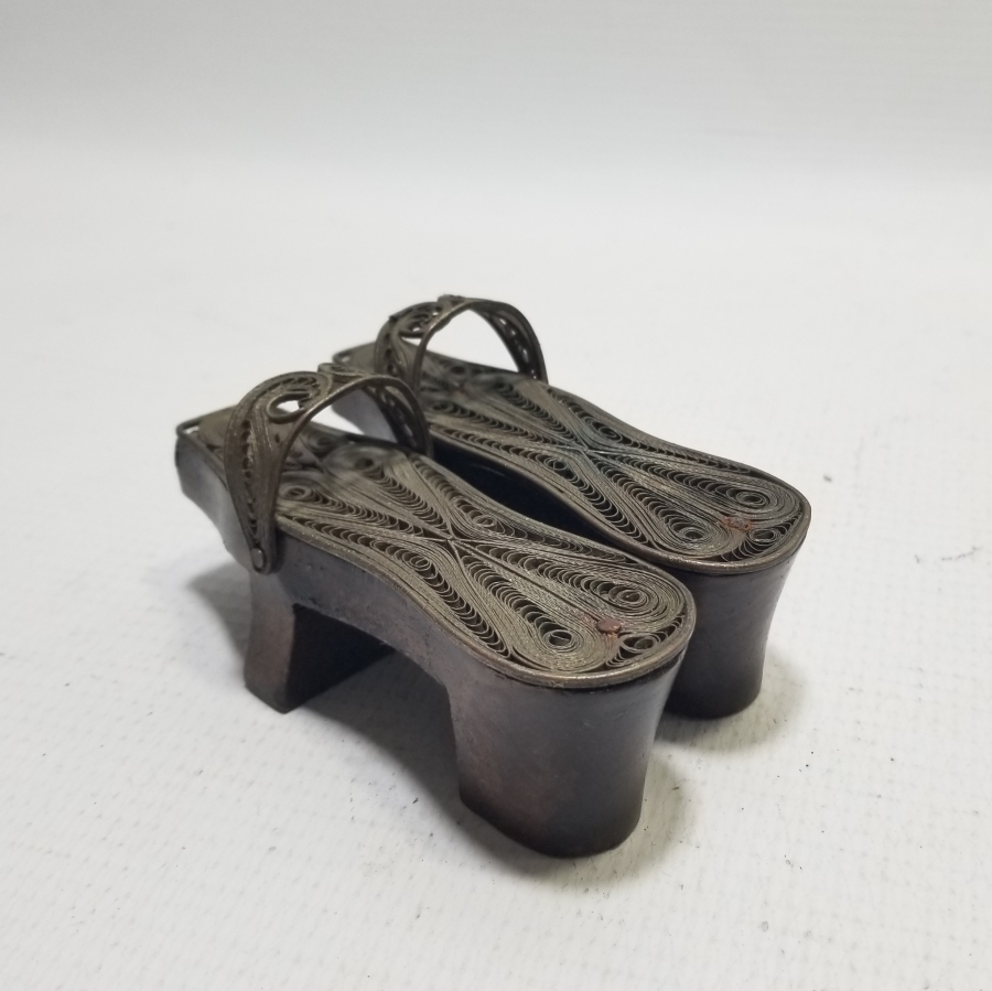 TELKARİ İŞÇİLİKLİ GÜMÜŞ KAPLAMA DOĞDULUK HEDİYESİ NALIN - TAKUNYA