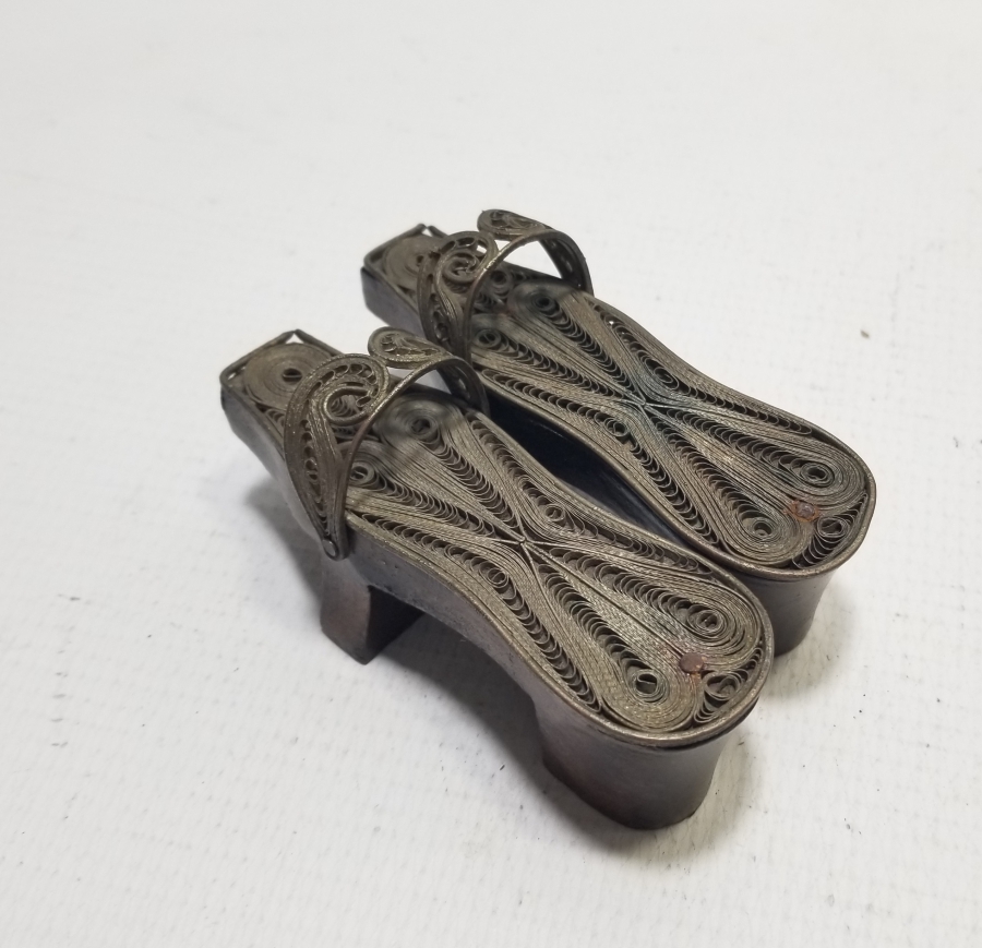 TELKARİ İŞÇİLİKLİ GÜMÜŞ KAPLAMA DOĞDULUK HEDİYESİ NALIN - TAKUNYA