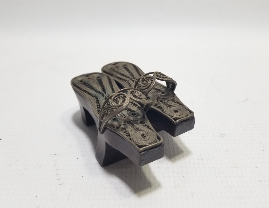 TELKARİ İŞÇİLİKLİ GÜMÜŞ KAPLAMA DOĞDULUK HEDİYESİ NALIN - TAKUNYA