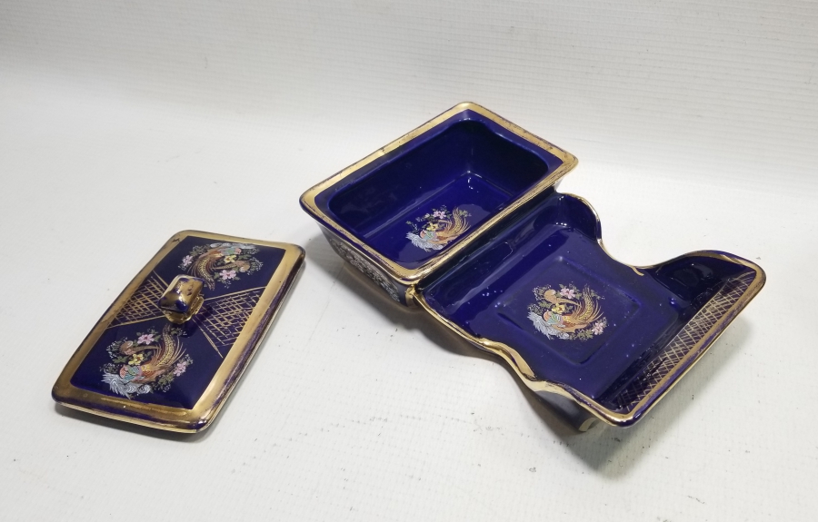 ÜZERİ ALTIN VARAKLI YERLİ YAPIM PORSELEN KAPAKLI SİGARALIK