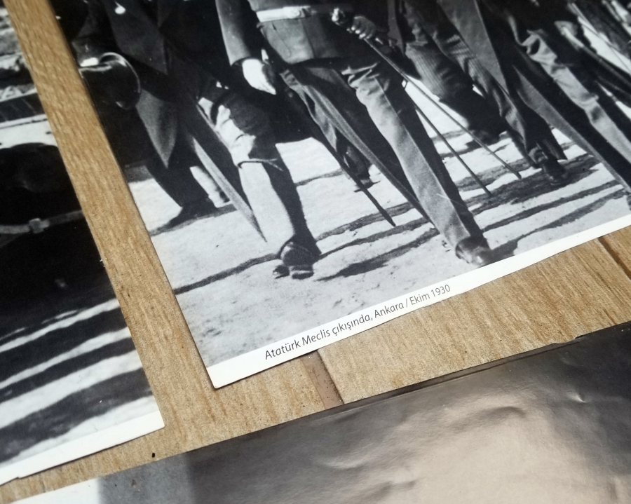 BÜYÜK BOY CUMHURİYET DÖNEMİ İKİNCİ BASKI ATATÜRK GÖRSELLİ FOTOĞRAFLAR