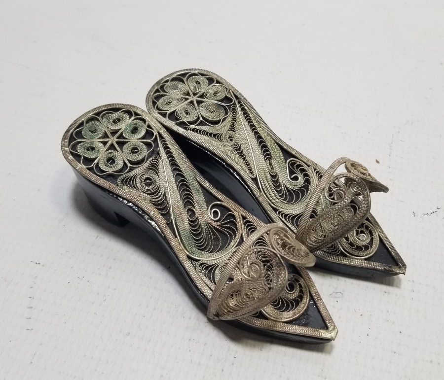 TELKARİ İŞÇİLİKLİ GÜMÜŞ KAPLAMA DOĞDULUK HEDİYESİ TAKUNYA