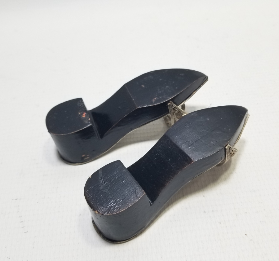 TELKARİ İŞÇİLİKLİ GÜMÜŞ KAPLAMA DOĞDULUK HEDİYESİ TAKUNYA