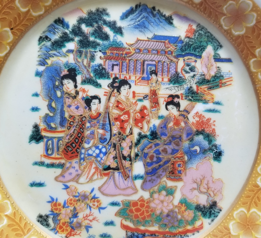 ESKİ ÇİN YAPIMI PORSELEN İKRAMLIK