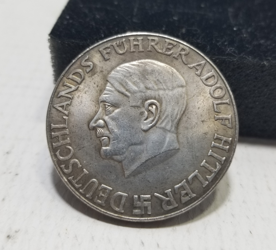 HİTLER'İN ŞANSÖLYE OLMASIYLA İLGİLİ GÜMÜŞ HATIRA MADALYON