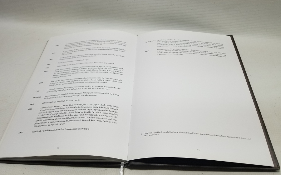 TANBURİ CEMİL BEY NOTA KÜLLİYATI İSİMLİ PRESTİJ KİTAP