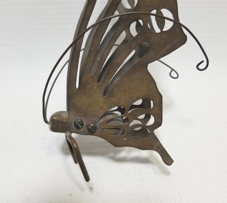 METAL MASA ÜSTÜ KELEBEK FORMLU PEÇETELİK