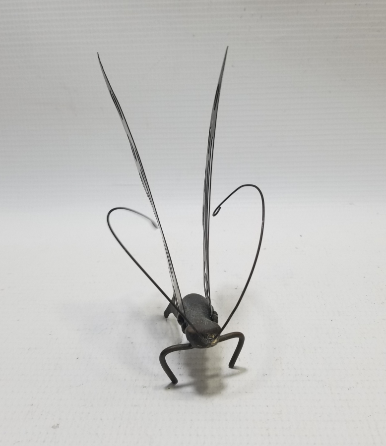 METAL MASA ÜSTÜ KELEBEK FORMLU PEÇETELİK