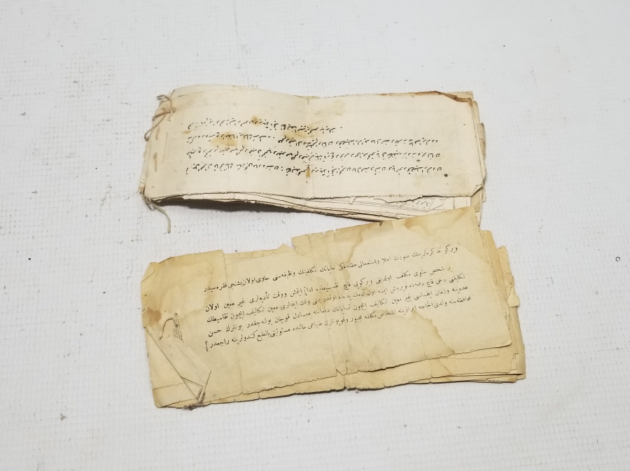 ÜZERLERİ YAZILI OSMANLI DÖNEMİ MAKBUZ LOTU