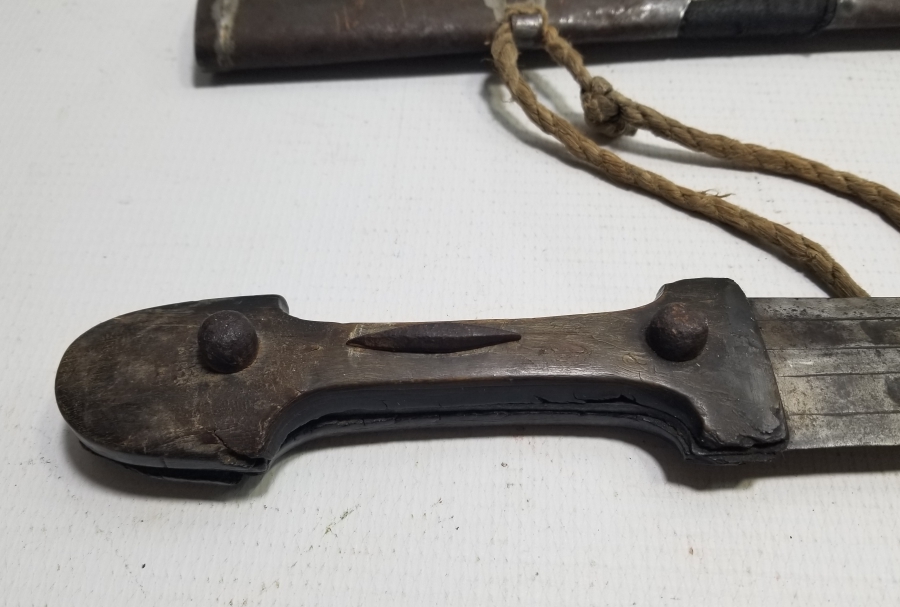 ORİJİNAL KININDA OSMANLI DÖNEMİ BÜYÜK BOY USTA DAMGALI ÇERKES SAVAŞ KILICI