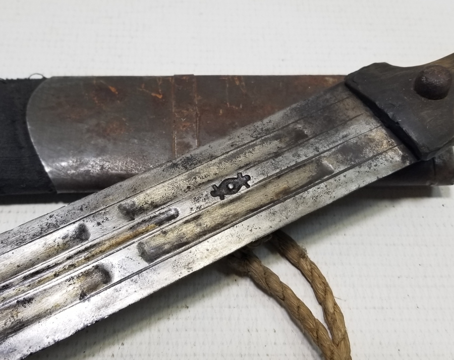 ORİJİNAL KININDA OSMANLI DÖNEMİ BÜYÜK BOY USTA DAMGALI ÇERKES SAVAŞ KILICI