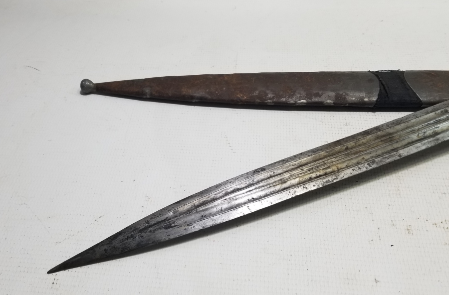 ORİJİNAL KININDA OSMANLI DÖNEMİ BÜYÜK BOY USTA DAMGALI ÇERKES SAVAŞ KILICI