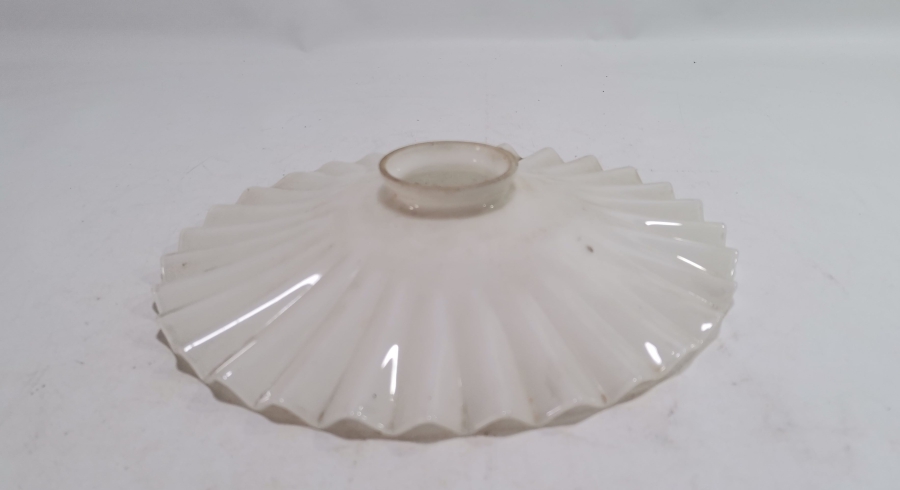 OSMANLI DÖNEMİ CAM OPALİN LAMBA TACI