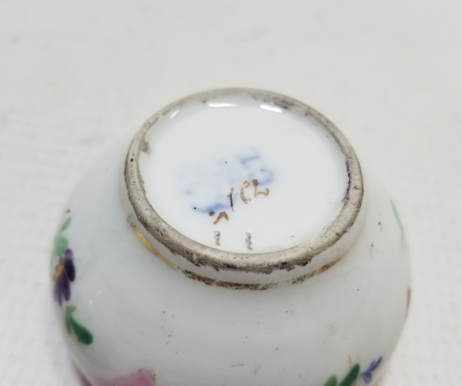 ÜZERLERİ EL BOYAMA OSMANLI DÖNEMİ İKİ ADET HATTAT HOKKASI