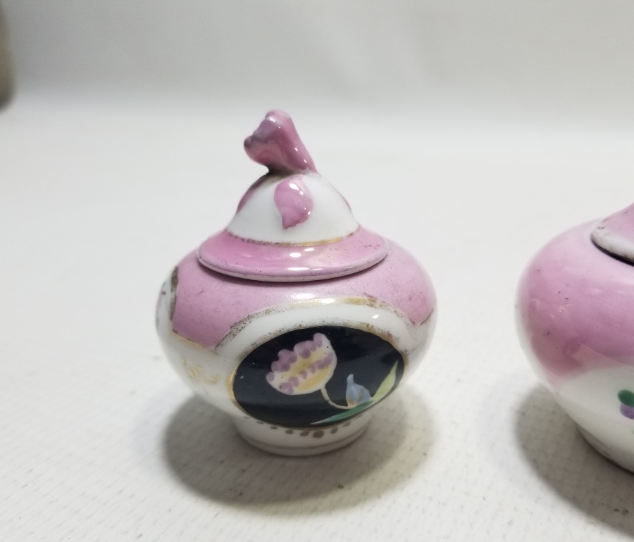 ÜZERLERİ EL BOYAMA OSMANLI DÖNEMİ İKİ ADET HATTAT HOKKASI