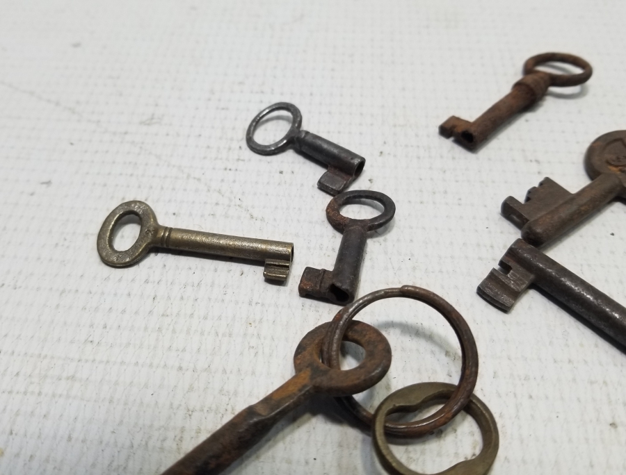 OSMANLI VE CUMHURİYET DÖNEMİ ANTİKA ANAHTAR LOTU