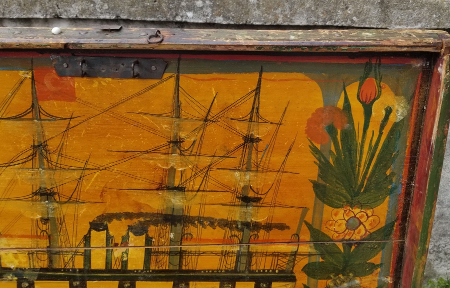 OSMANLI DÖNEMİ KÖK BOYALI MEŞHUR GEMİLİ SANDIK