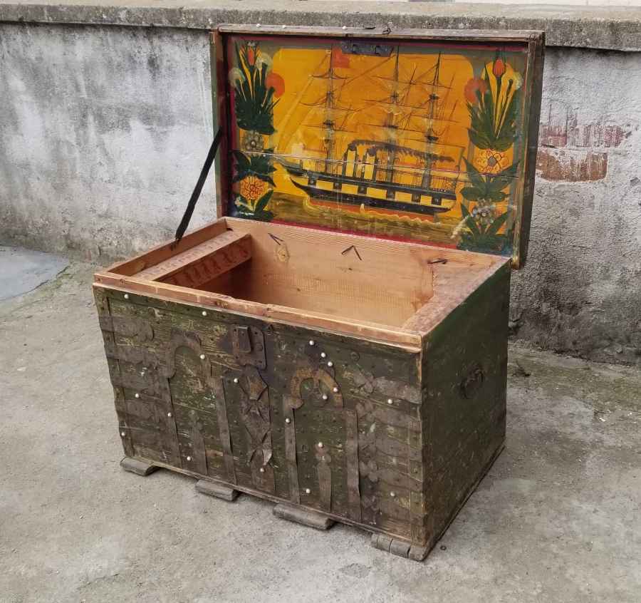 OSMANLI DÖNEMİ KÖK BOYALI MEŞHUR GEMİLİ SANDIK