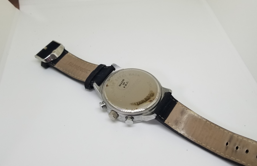 ÇALIŞIR DURUMDA PİLLİ KOL SAATİ