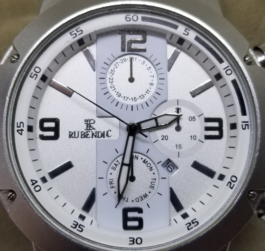 ÇALIŞIR DURUMDA PİLLİ KOL SAATİ