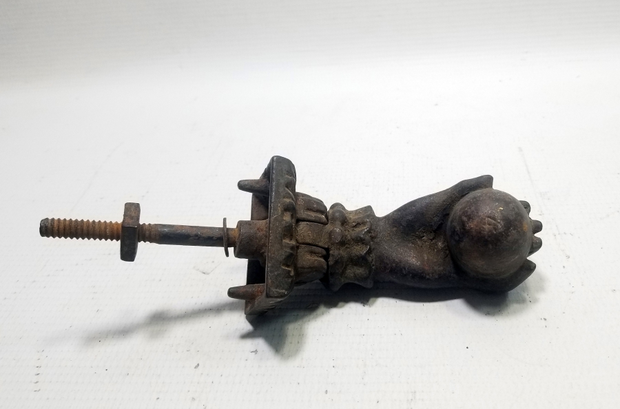 OSMANLI DÖNEMİ BÜYÜK BOY LEVANTEN HANIMELİ FORMLU KAPI TOKMAĞI