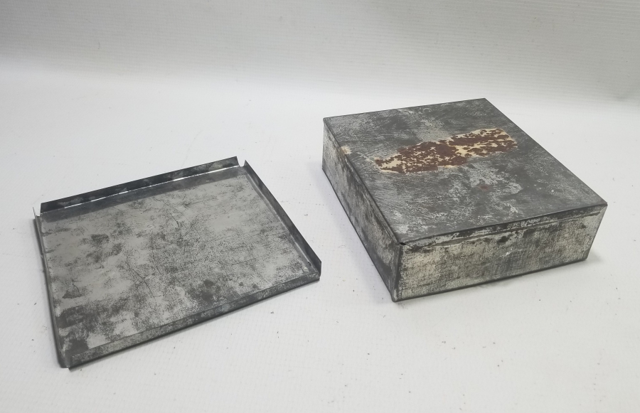 EL YAPIMI ANTİKA BİSKÜVİ KUTUSU