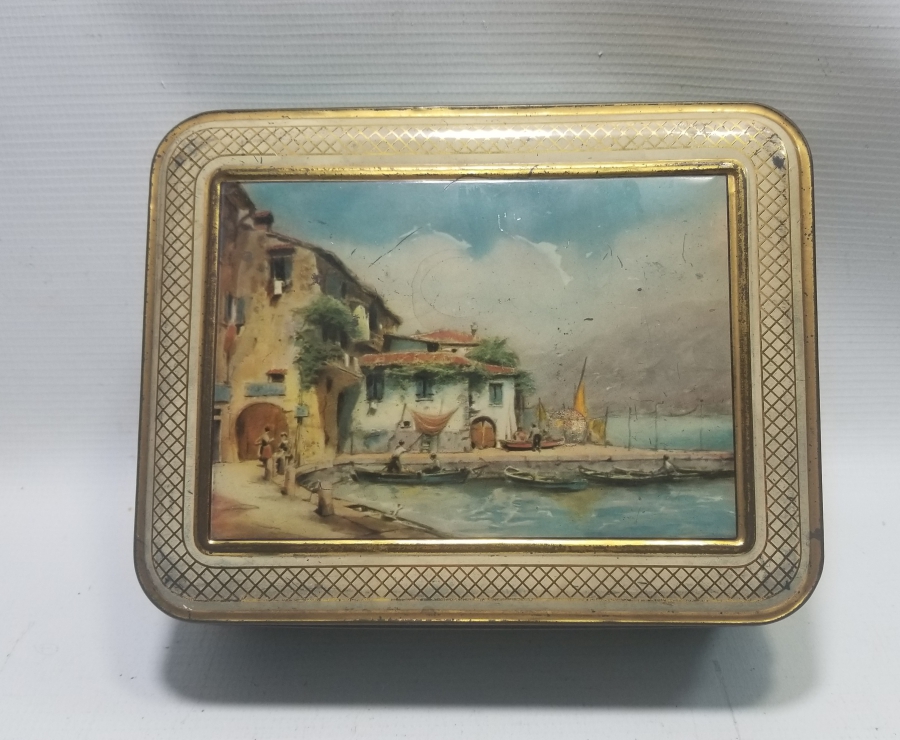 ANTİKA KAPAKLI TENEKE KUTU