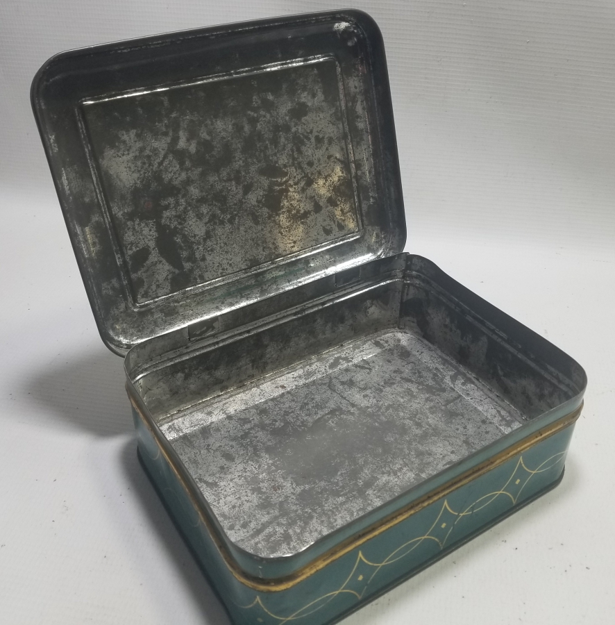 ANTİKA KAPAKLI TENEKE KUTU