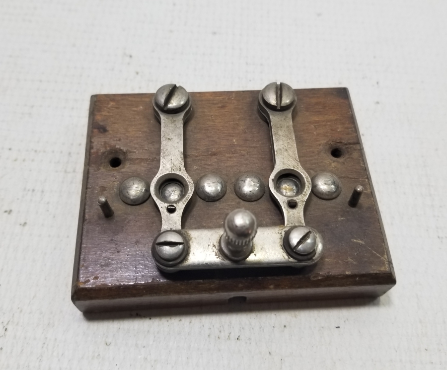 NADİR TİPTE OSMANLI DÖNEMİ ASKERİ TELGRAF MANİPİLASYONU