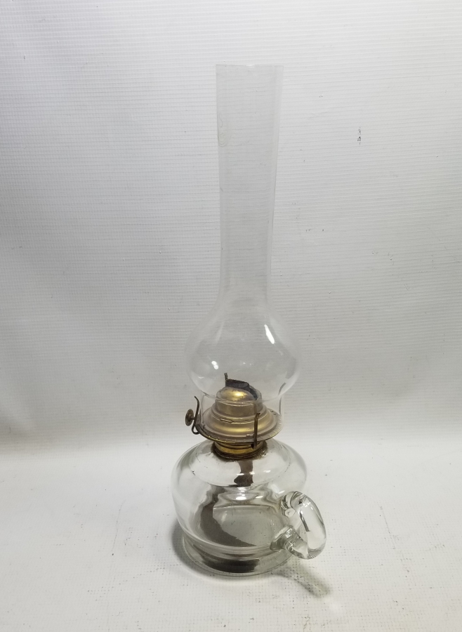 NADİR TİPTE ANTİKA TUTMAÇLI GAZ LAMBASI