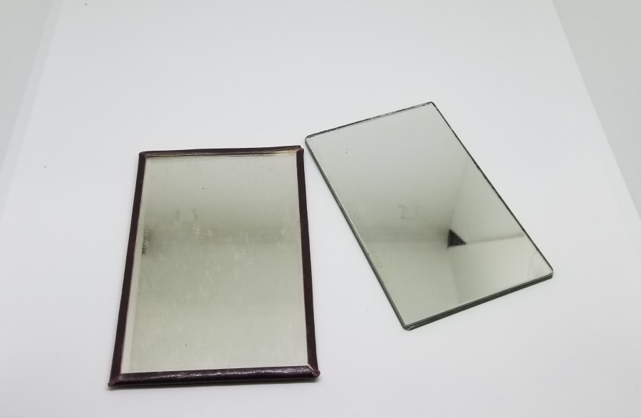 İKİ ADET ANTİKA TAŞ AYNA