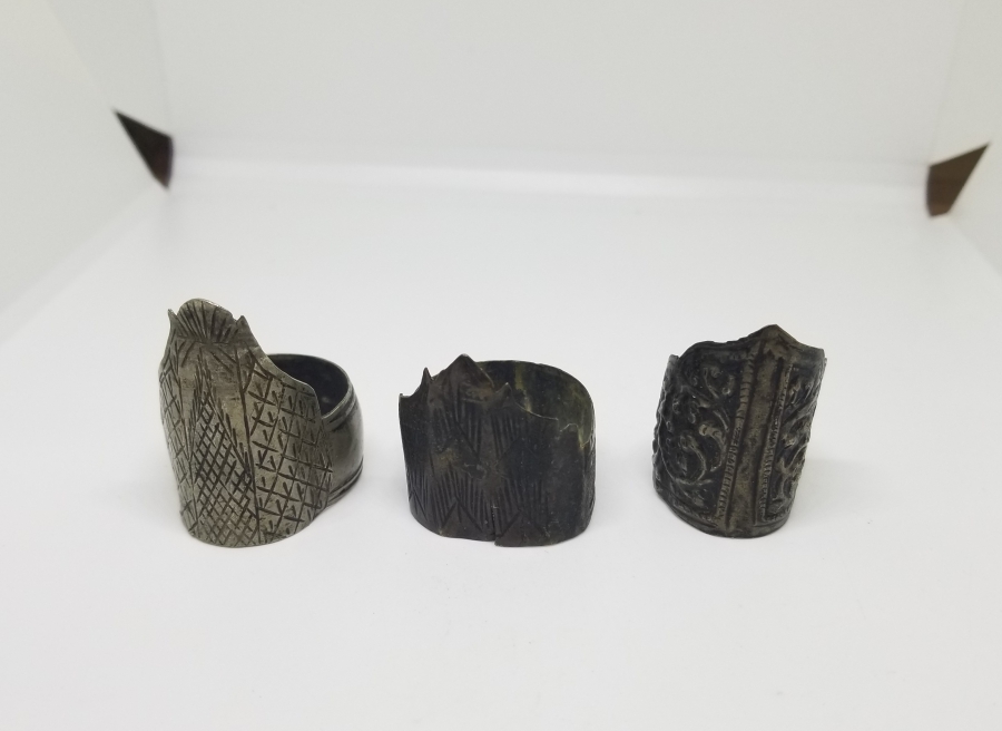 ÜZERLERİ KABARTMA İŞÇİLİKLİ OSMANLI DÖNEMİ 3 ADET TÜFEK BİLEZİĞİ