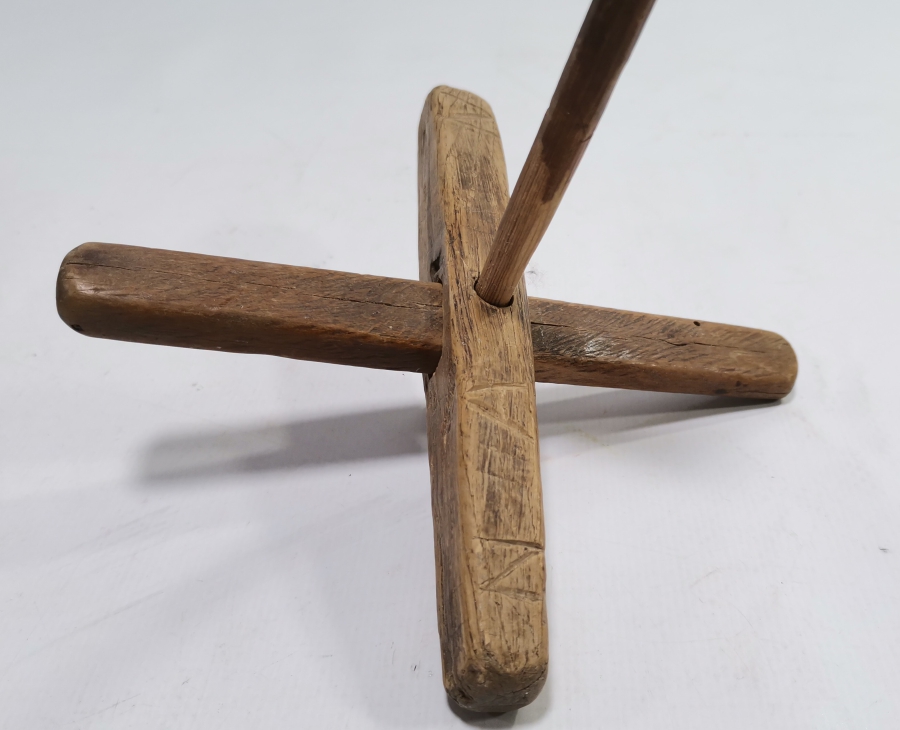 EL YAPIMI ANTİKA AHŞAP KİRMAN