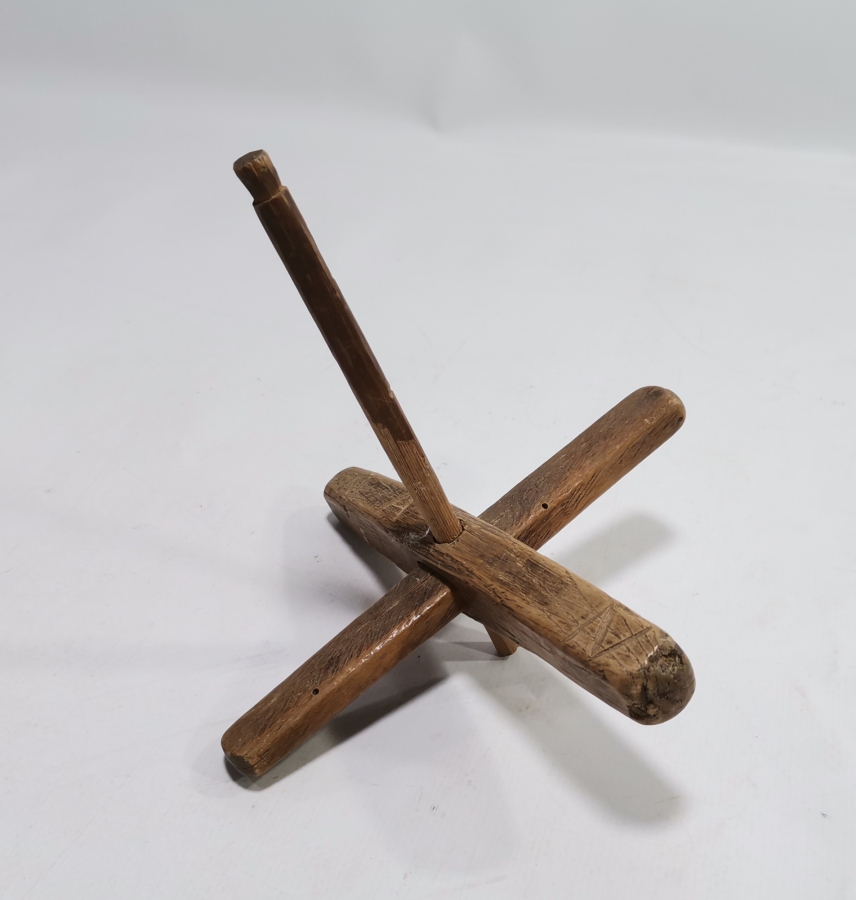 EL YAPIMI ANTİKA AHŞAP KİRMAN