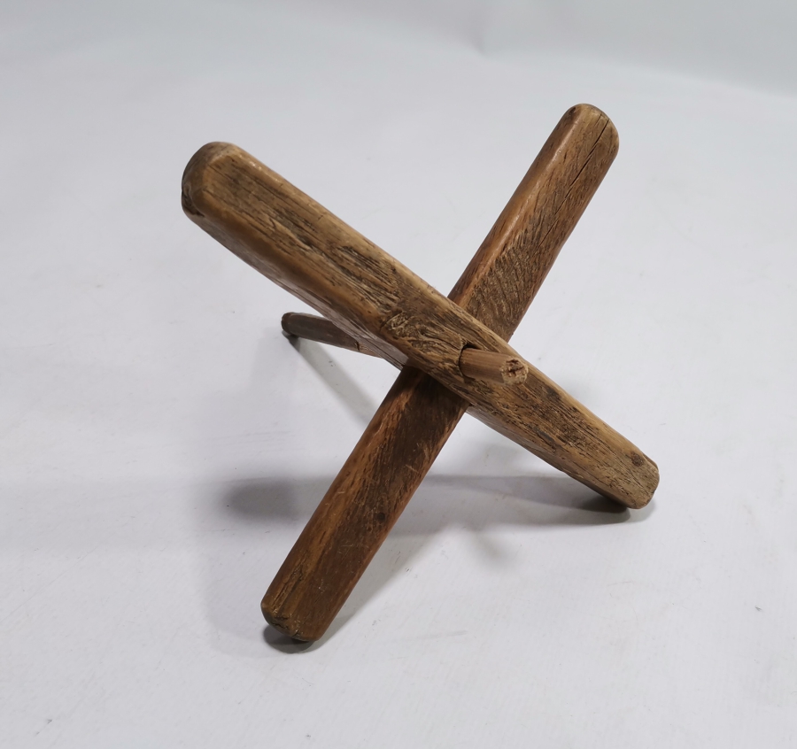 EL YAPIMI ANTİKA AHŞAP KİRMAN