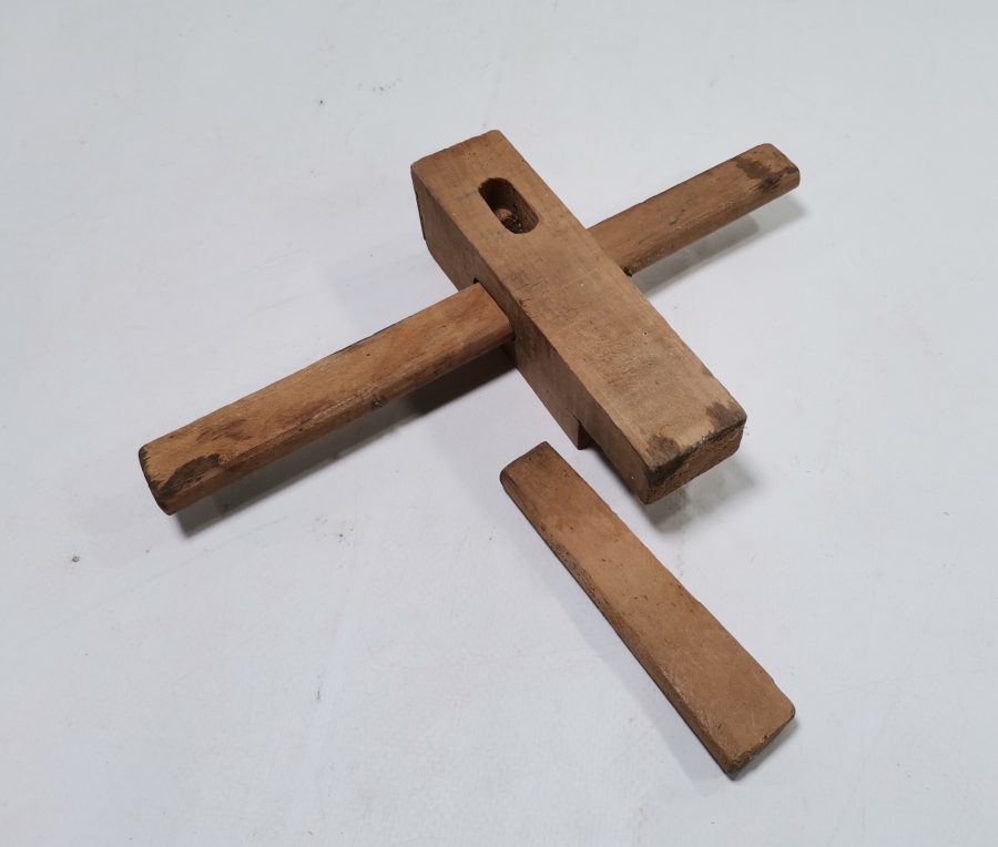 OSMANLI DÖNEMİ EL YAPIMI AHŞAP AMBAR KİLİDİ