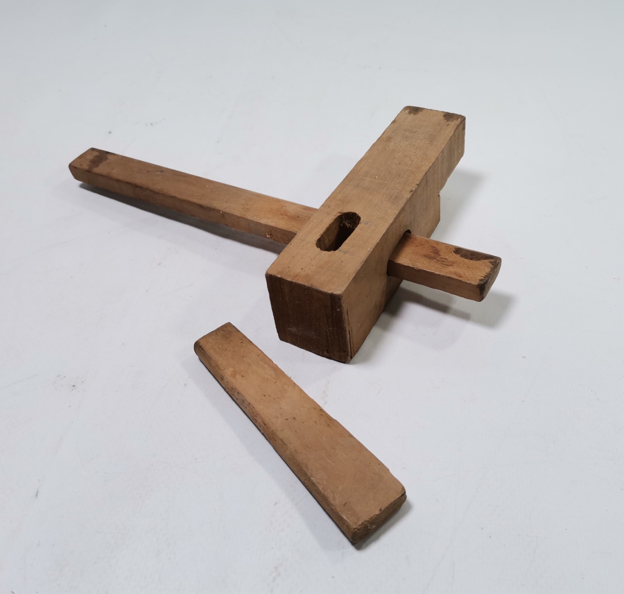 OSMANLI DÖNEMİ EL YAPIMI AHŞAP AMBAR KİLİDİ