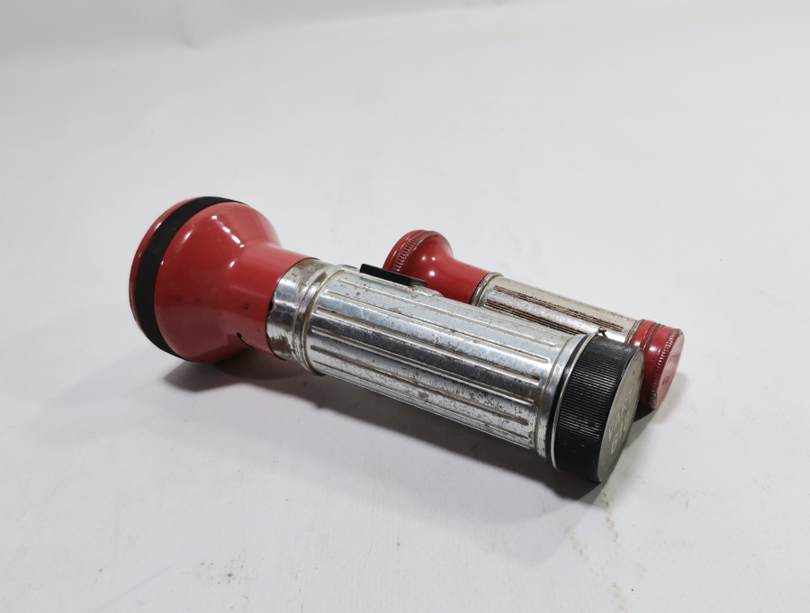 İKİ ADET ANTİKA EL FENERİ - EL LAMBASI