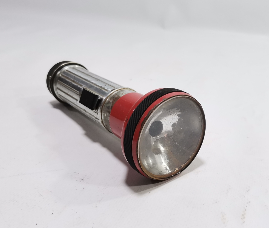 İKİ ADET ANTİKA EL FENERİ - EL LAMBASI