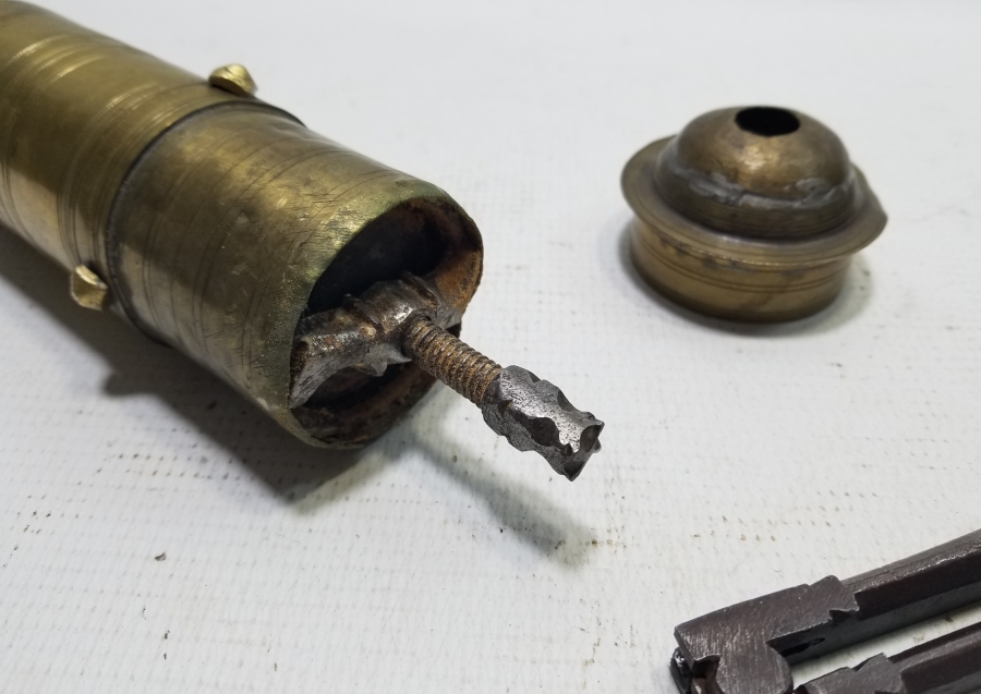 ÜZERİ ÇİFT USTA DAMGALI OSMANLI DÖNEMİ SÜLEYMANİYE KAHVE DEĞİRMENİ