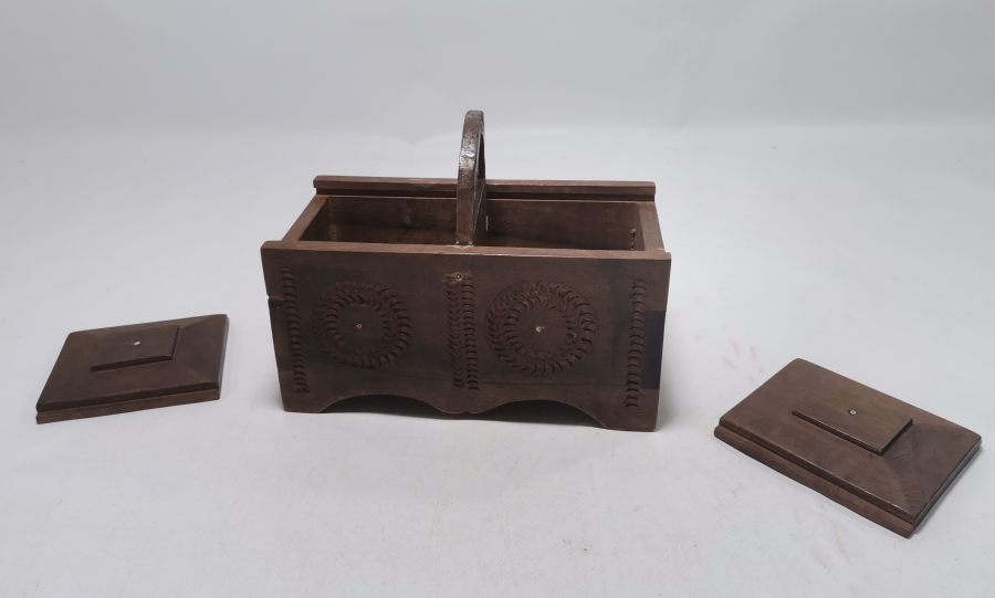 OSMANLI DÖNEMİ AHŞAP ÇİFT GÖZLÜ KAHVE KUTUSU