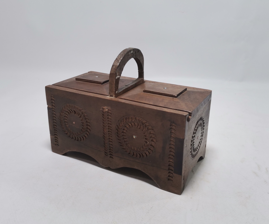 OSMANLI DÖNEMİ AHŞAP ÇİFT GÖZLÜ KAHVE KUTUSU