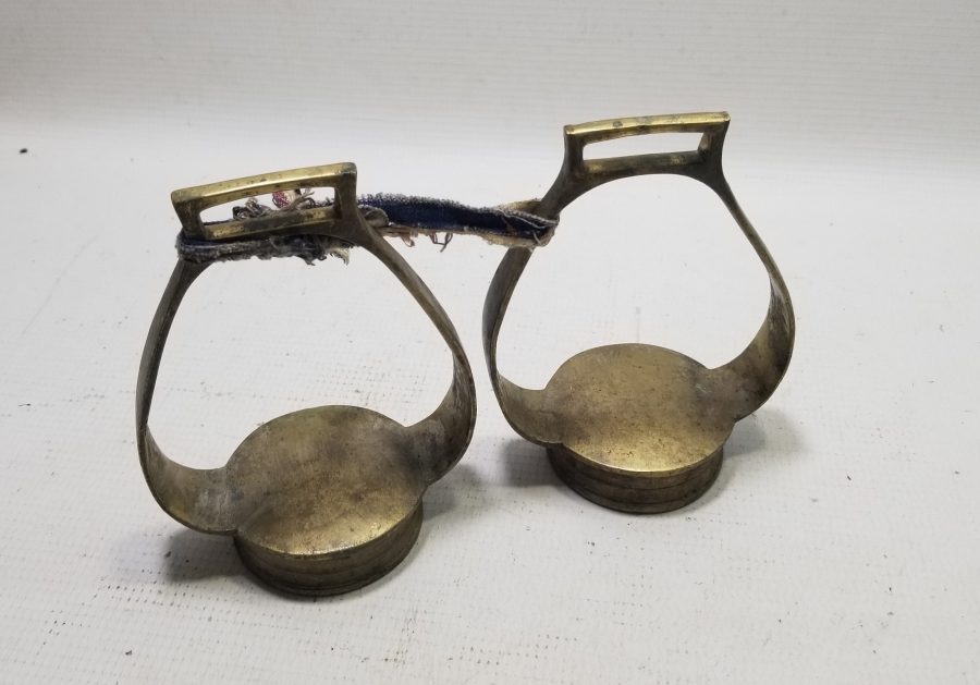 OSMANLI DÖNEMİ SÜLEYMANİYE YAPIMI ÇERKES AT ÜZENGİSİ