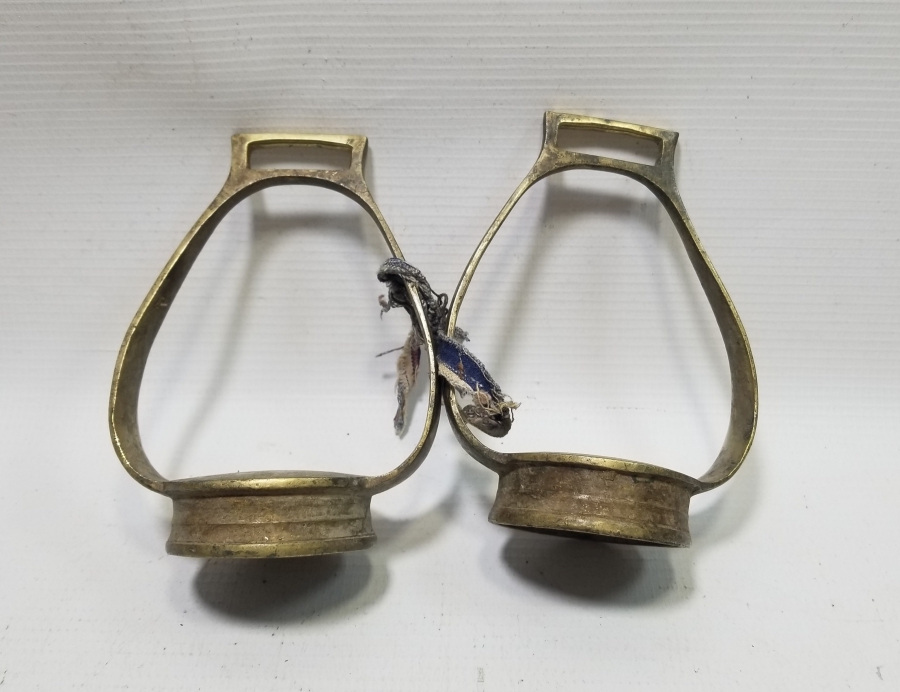 OSMANLI DÖNEMİ SÜLEYMANİYE YAPIMI ÇERKES AT ÜZENGİSİ