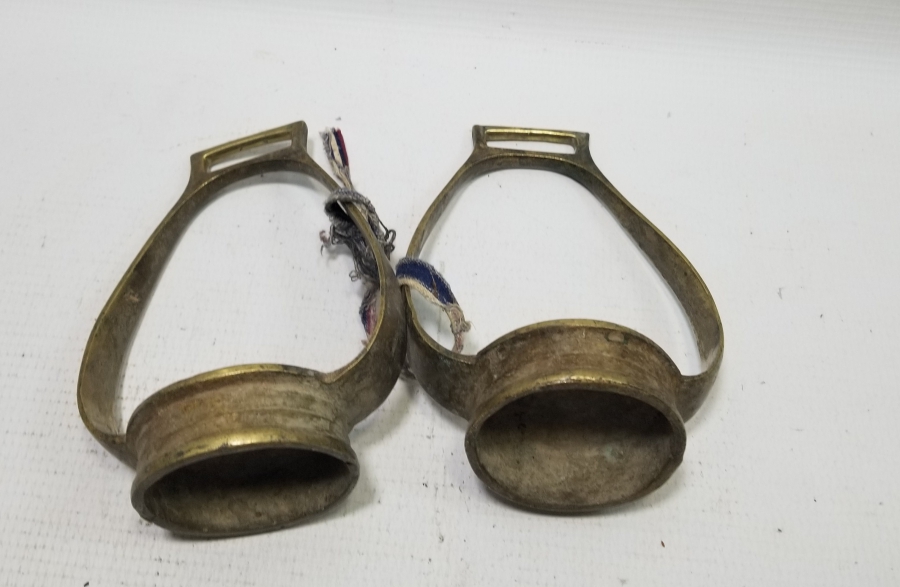 OSMANLI DÖNEMİ SÜLEYMANİYE YAPIMI ÇERKES AT ÜZENGİSİ